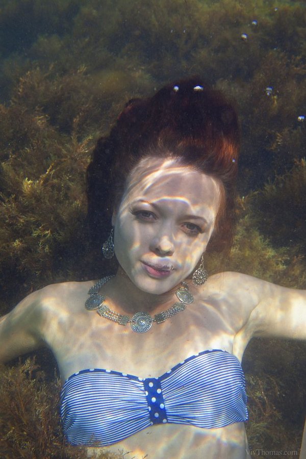 Мила, 25